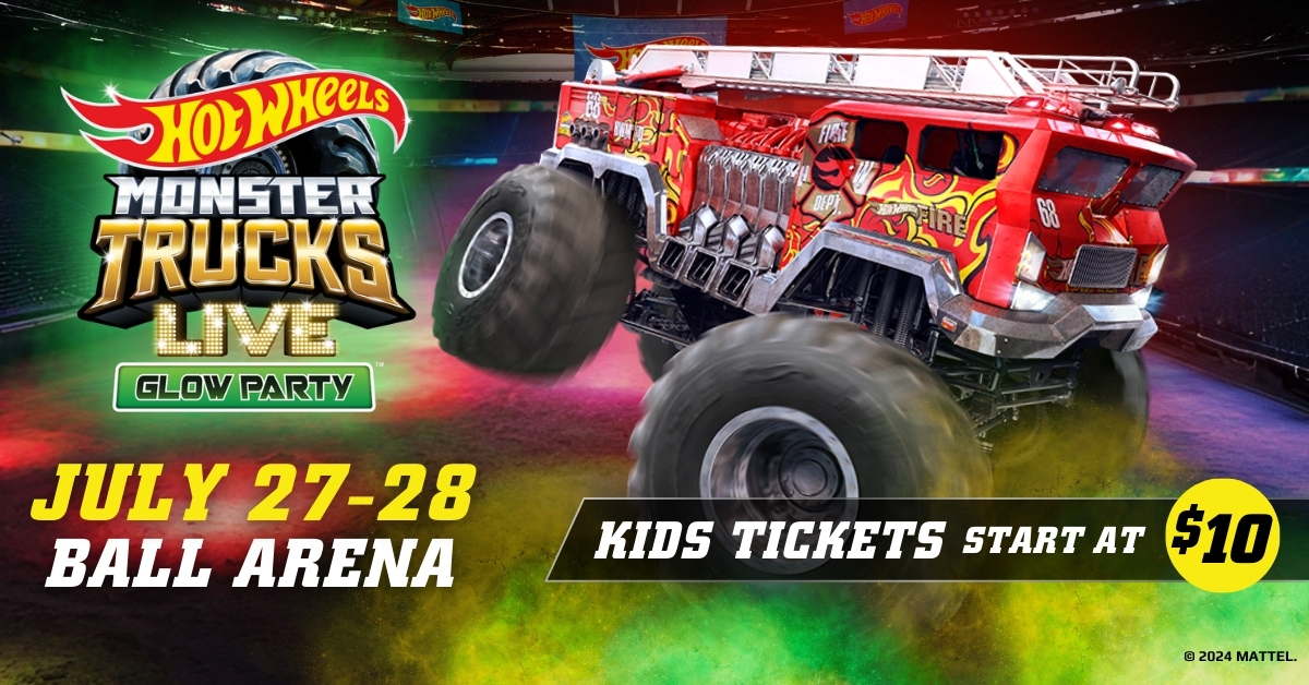 Hot Wheels Monster Trucks Glow Party Live Last Chance